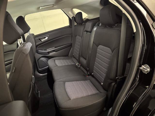 Certified 2024 Ford Edge SE w/ Black Appearance Package AWD/4WD image 23