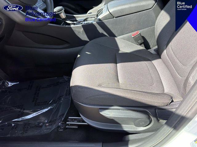 Used 2025 Hyundai Tucson SE FWD image 17