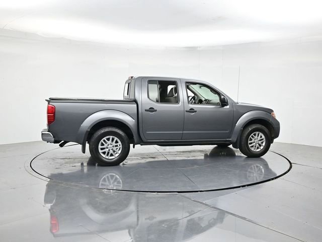 Used 2018 Nissan Frontier SV AWD/4WD image 2