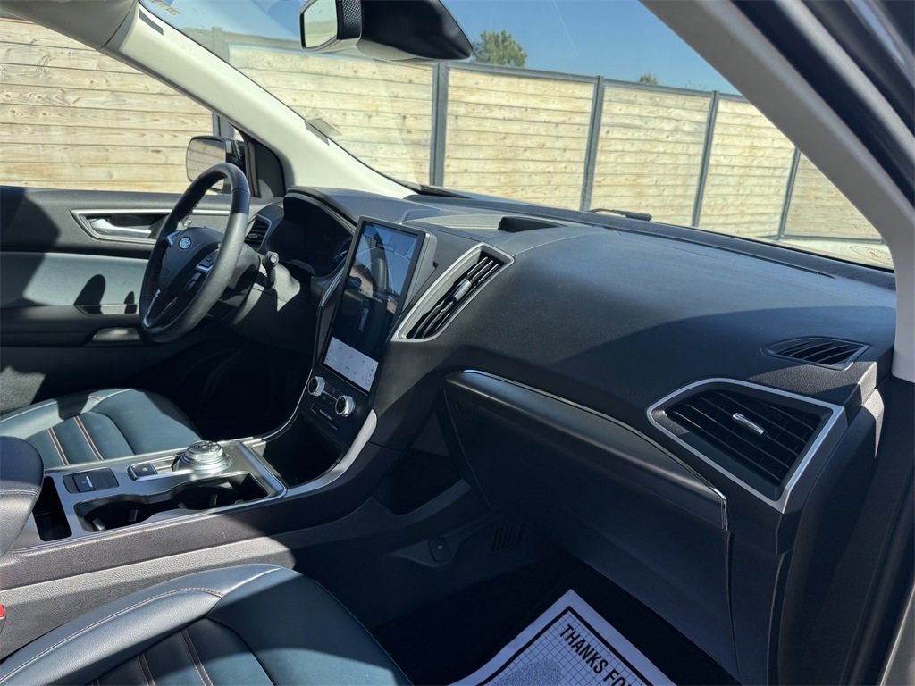 Certified 2022 Ford Edge SEL w/ Sport Appearance Package image 18