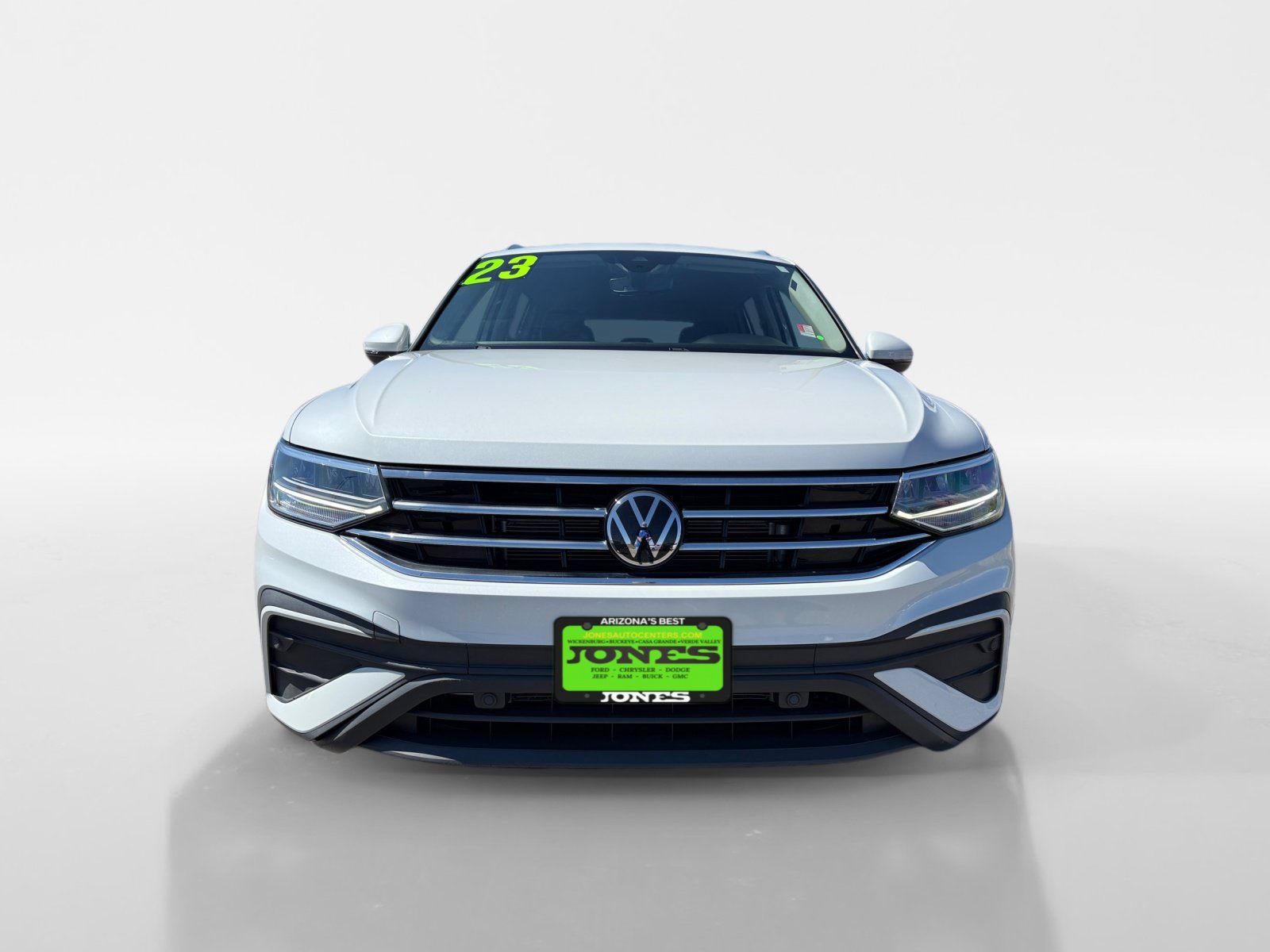 Used 2023 Volkswagen Tiguan SE FWD image 11