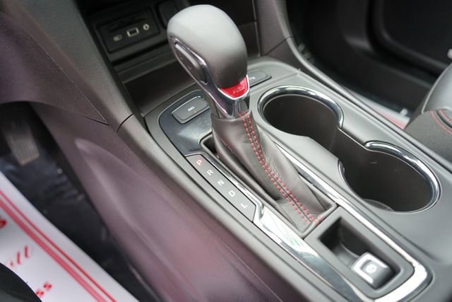 Used 2022 Chevrolet Equinox RS w/ RS Leather Package image 18