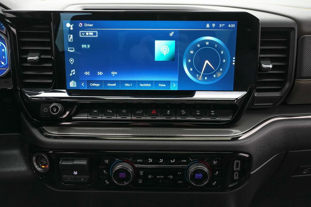 Used 2023 Chevrolet Silverado 1500 ZR2 w/ Technology Package image 20