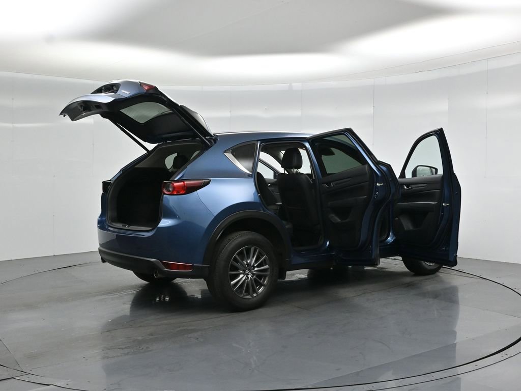 Used 2017 MAZDA CX-5 Touring w/ Preferred Equipment Package FWD image 5