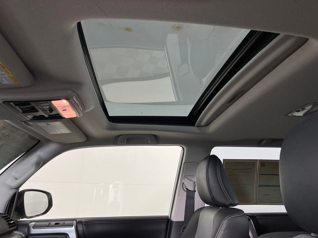 Used 2024 Toyota 4Runner SR5 Premium image 32