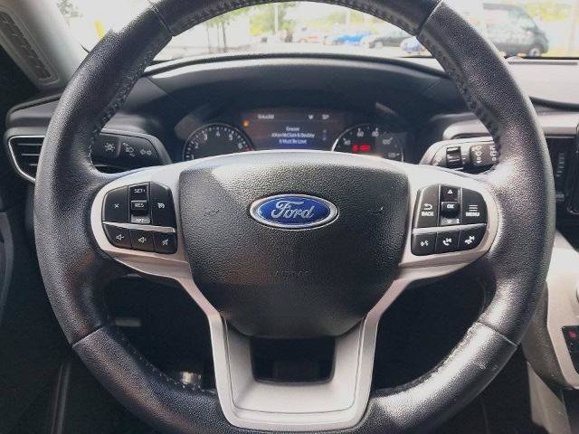 Certified 2023 Ford Explorer XLT w/ Equipment Group 202A AWD/4WD image 17