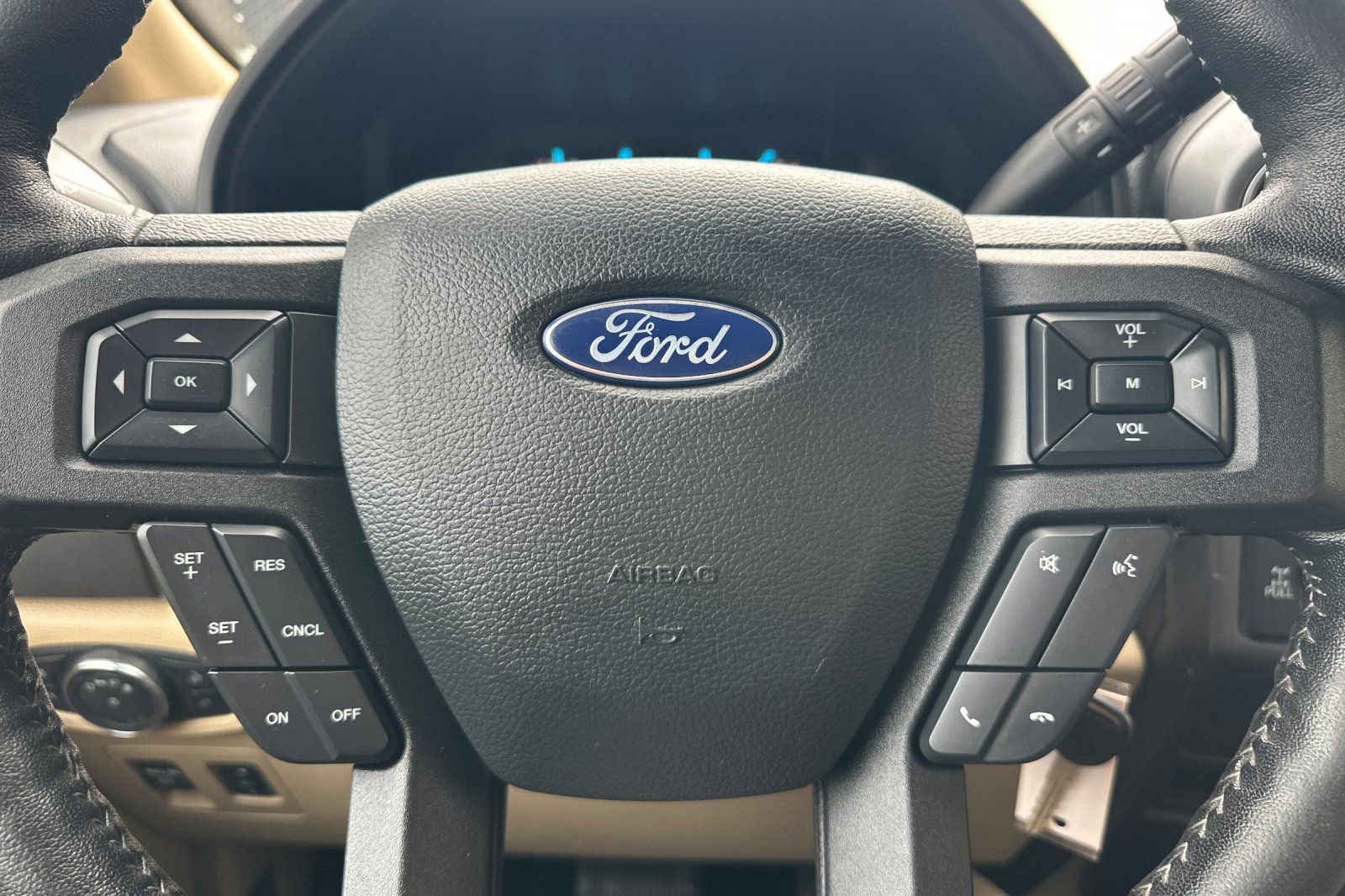 Certified 2018 Ford F150 XLT w/ Equipment Group 302A Luxury AWD/4WD image 20