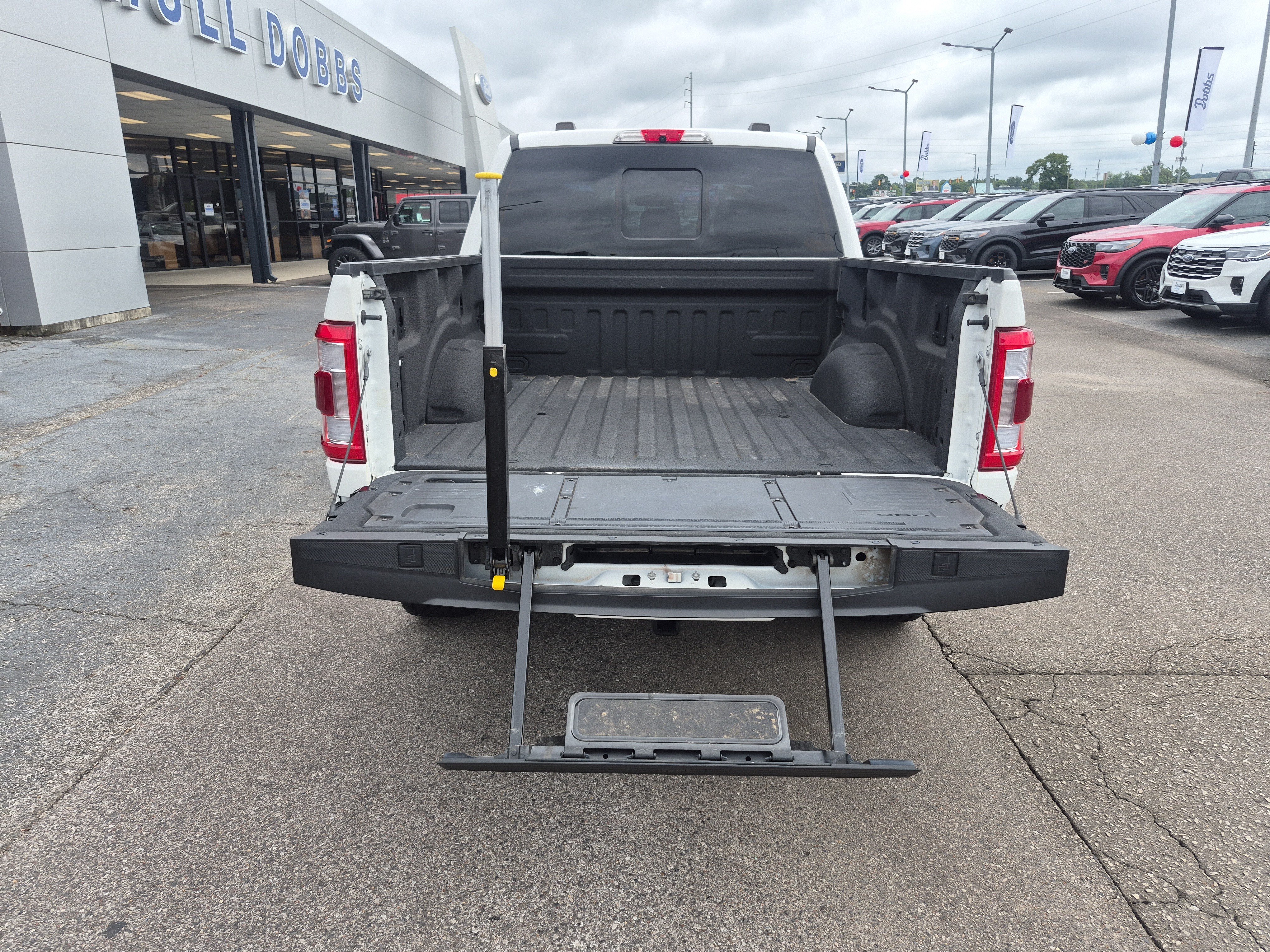 Certified 2022 Ford F150 Platinum w/ Equipment Group 701A High AWD/4WD image 7