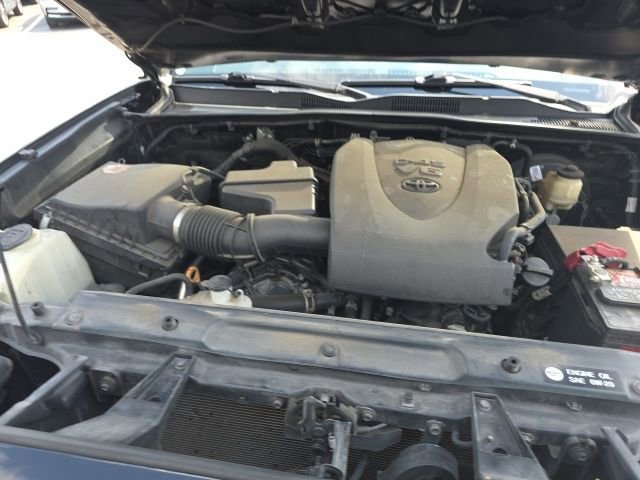 Used 2018 Toyota Tacoma SR5 image 15