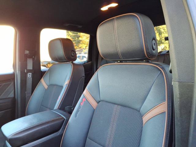 Used 2024 GMC Canyon AT4 AWD/4WD image 23