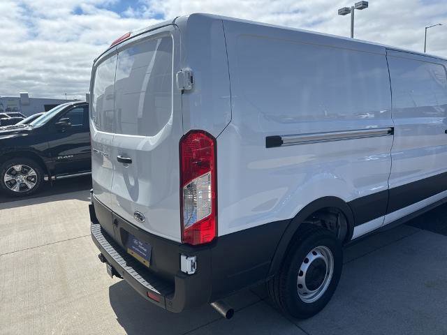 Certified 2024 Ford Transit 250 Low Roof image 8