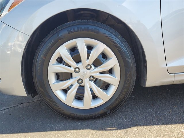 Used 2020 Hyundai Accent SE image 25