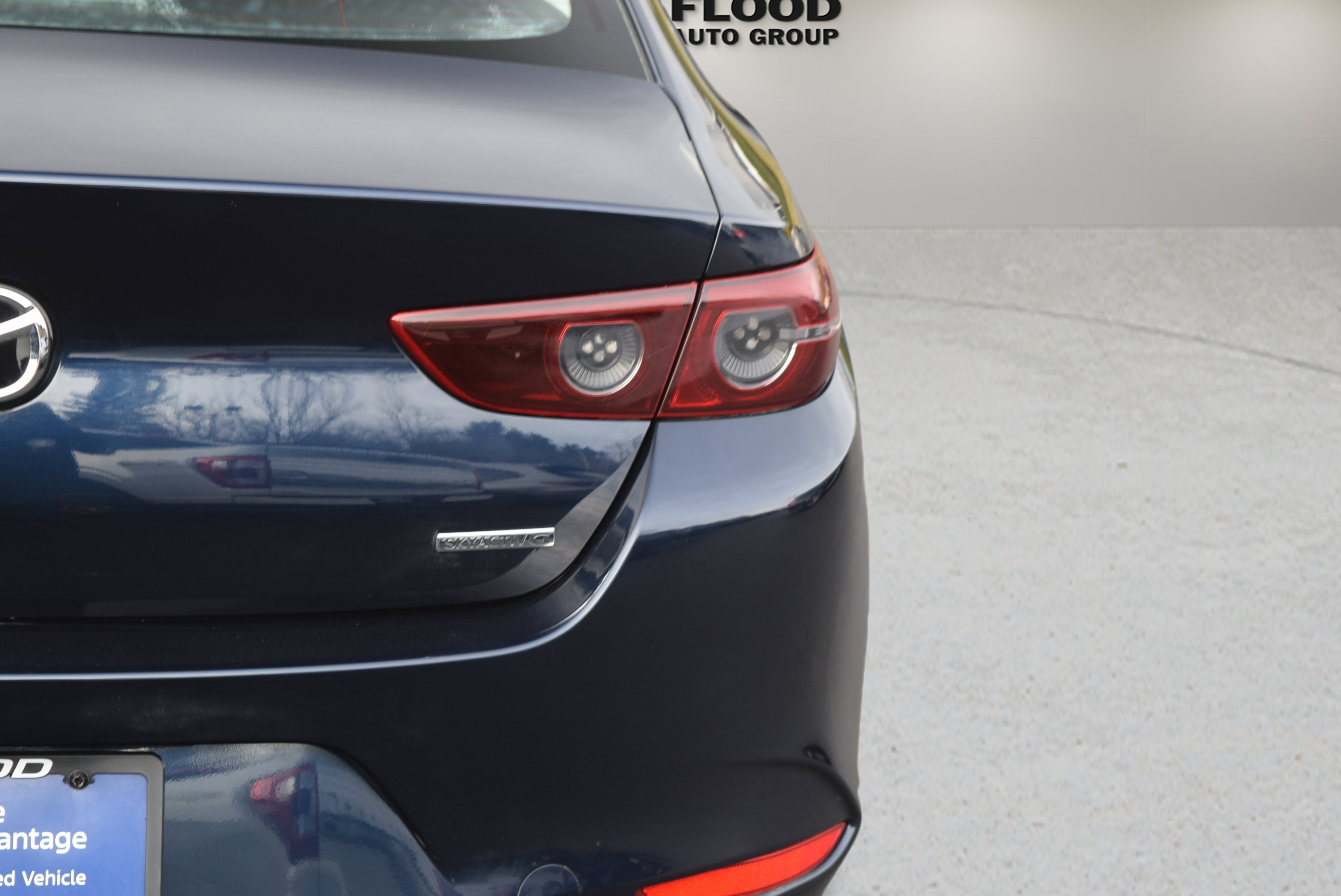 Used 2021 MAZDA MAZDA3 s image 6