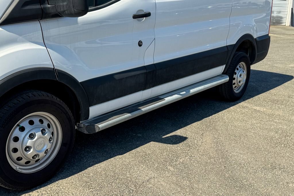 Certified 2024 Ford Transit 250 Low Roof AWD w/ Exterior Upgrade Package image 18