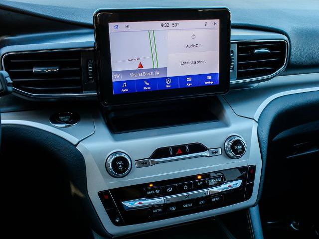 Certified 2023 Ford Explorer XLT w/ Equipment Group 202A image 21