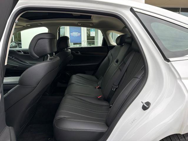 Used 2022 Genesis G80 2.5T w/ Advanced Package AWD/4WD image 6