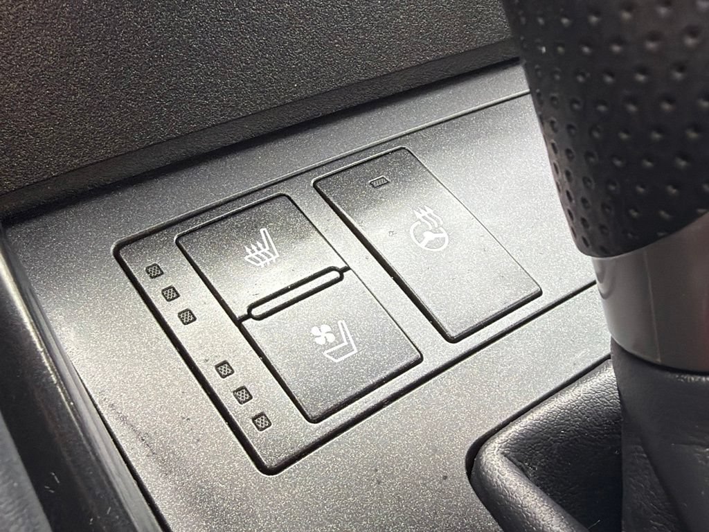 Used 2022 Lexus IS 350 F Sport w/ Navigation Package RWD image 33
