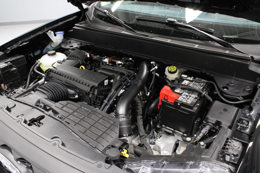 Certified 2026 Ford Maverick XL AWD/4WD image 12