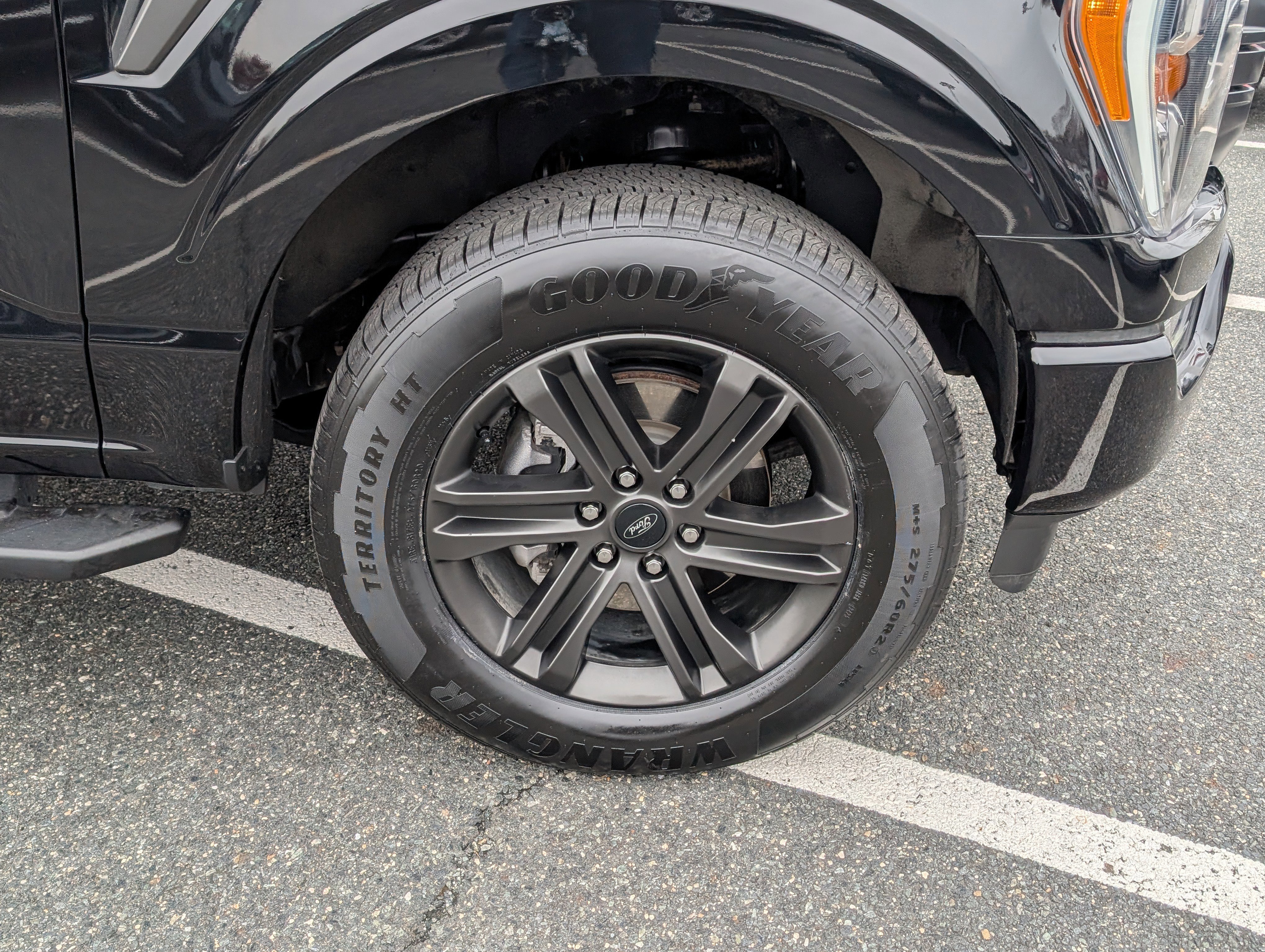 Certified 2022 Ford F150 XLT w/ Equipment Group 302A High image 9