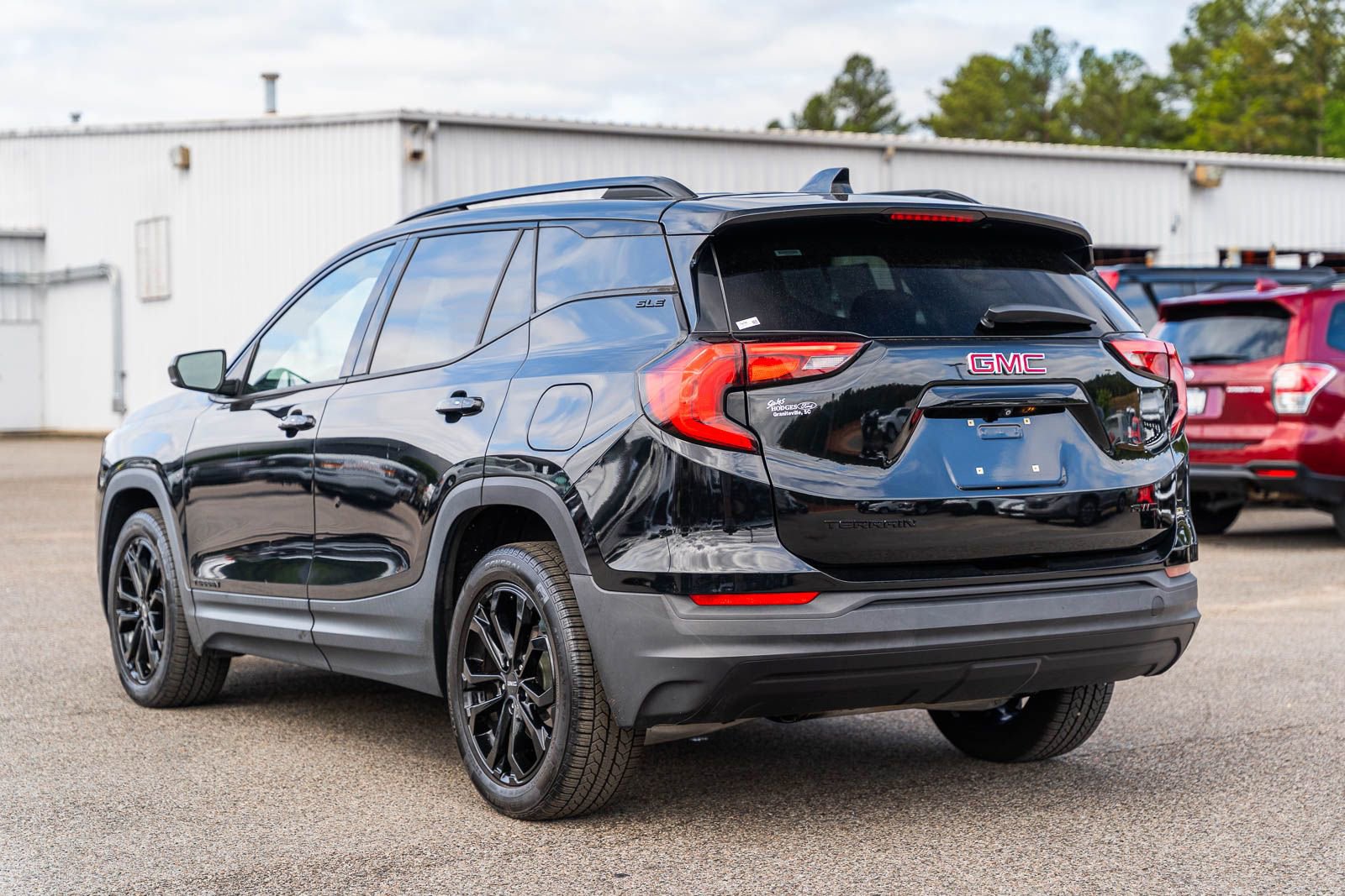 Used 2019 GMC Terrain SLE w/ Driver Convenience Package AWD/4WD image 5