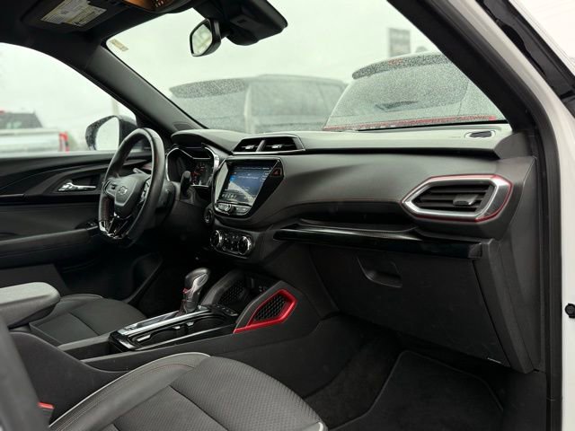 Used 2023 Chevrolet TrailBlazer RS w/ Convenience Package AWD/4WD image 18