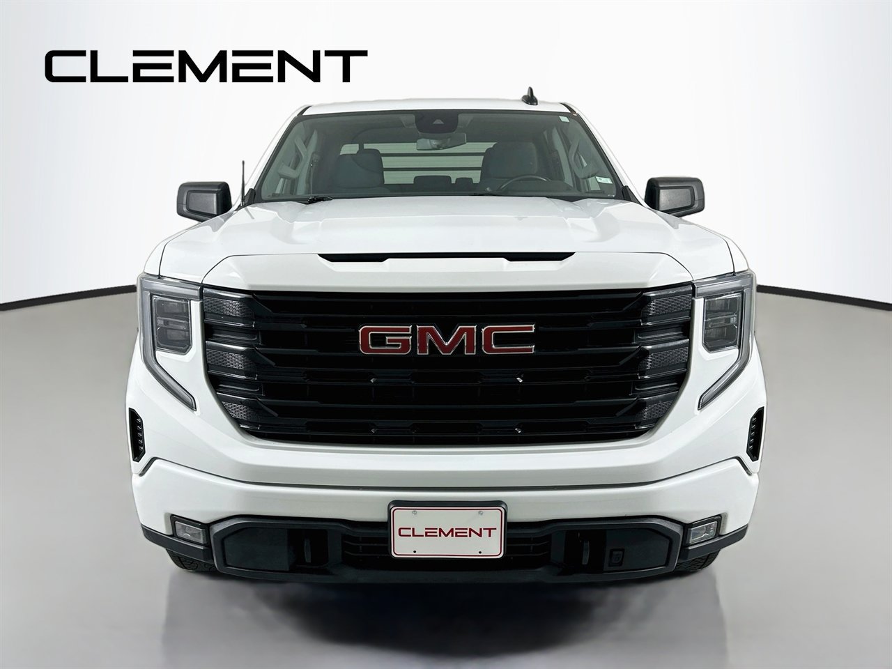 Used 2023 GMC Sierra 1500 Elevation AWD/4WD image 3
