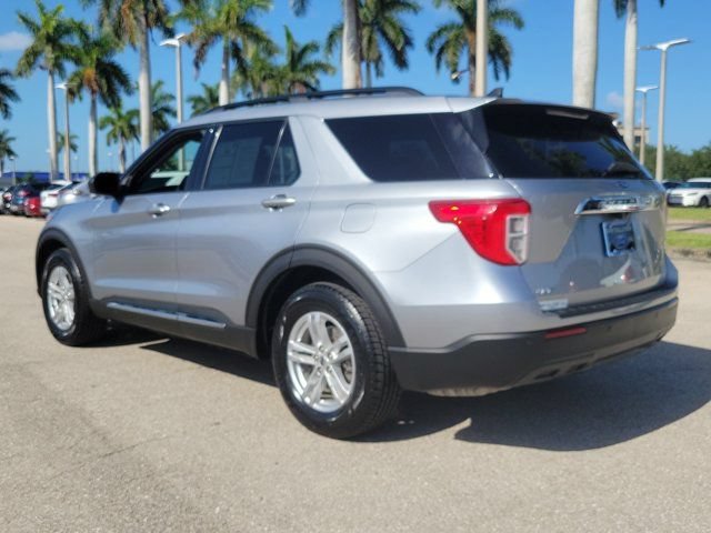 Certified 2023 Ford Explorer XLT RWD image 4