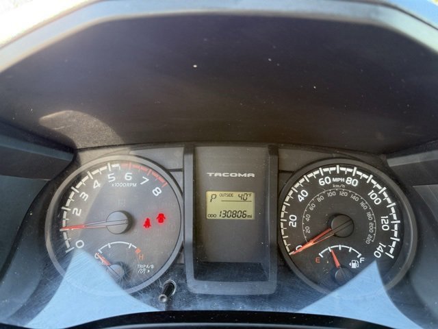 Used 2017 Toyota Tacoma SR image 15