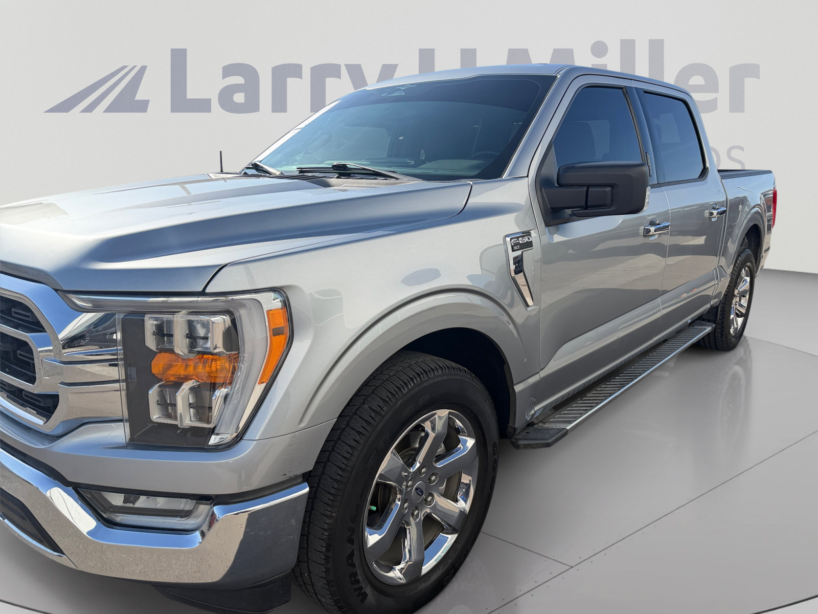 Certified 2023 Ford F150 XLT w/ Equipment Group 302A High RWD image 10