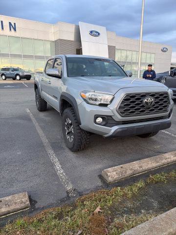 Used 2020 Toyota Tacoma TRD Off-Road image 4
