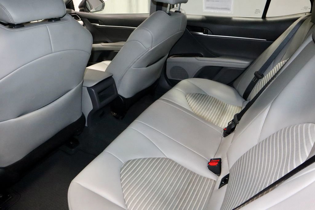 Used 2024 Toyota Camry SE FWD image 20