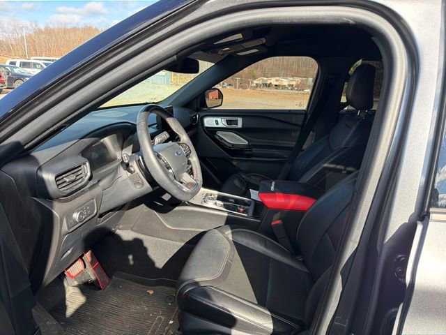 Certified 2022 Ford Explorer ST w/ Equipment Group 401A image 14