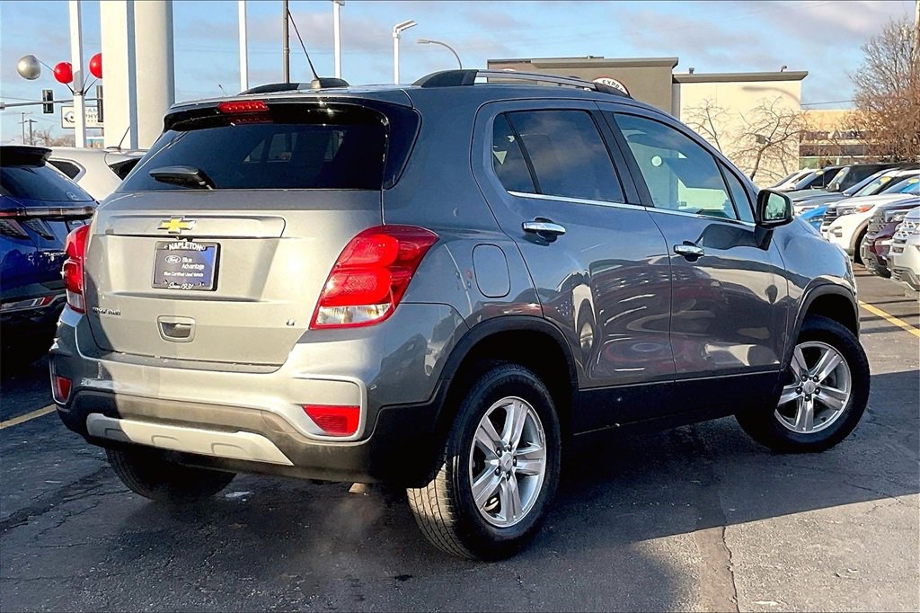 Used 2019 Chevrolet Trax LT w/ LT Convenience Package image 11