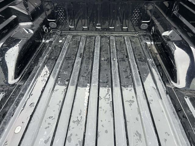 Used 2022 Jeep Gladiator Mojave w/ Cold Weather Group image 9