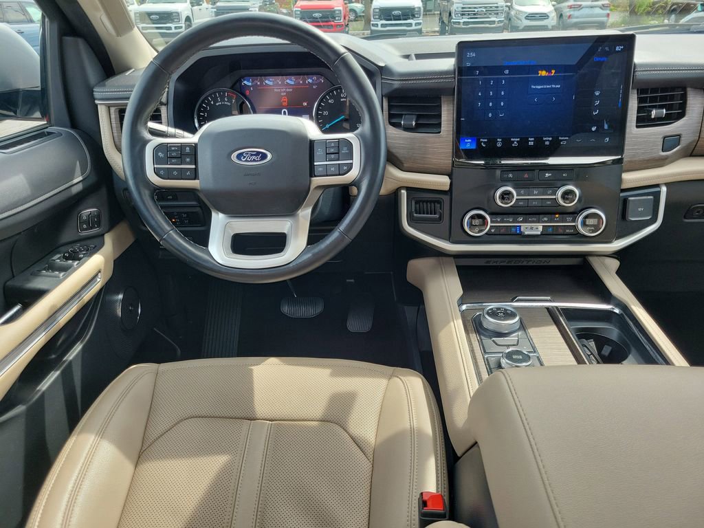 Certified 2024 Ford Expedition Limited image 12