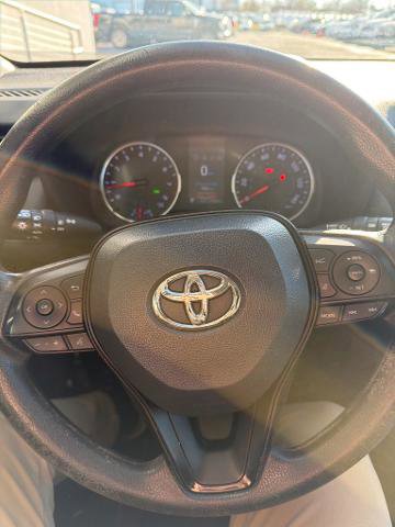 Used 2021 Toyota RAV4 XLE image 7