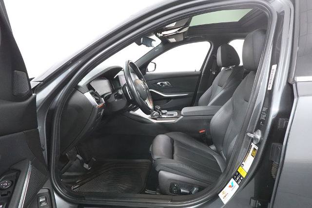 Used 2020 BMW 330i xDrive 330i xDrive w/ Premium Package image 23