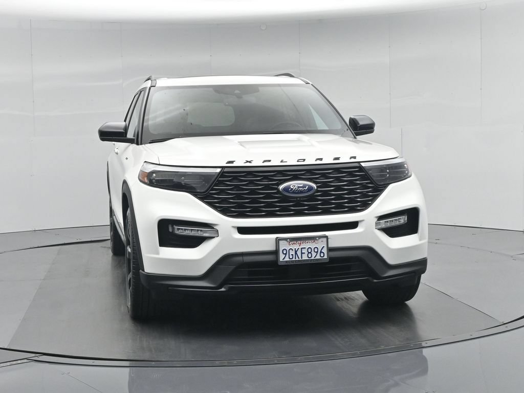 Certified 2023 Ford Explorer ST-Line w/ Class IV Trailer Tow Package RWD image 57