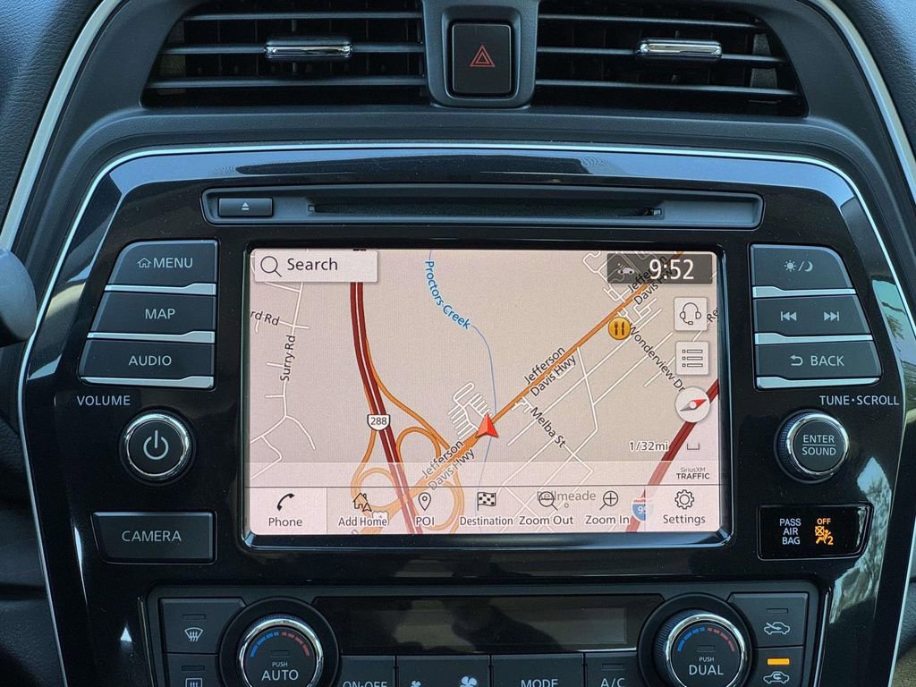 Used 2023 Nissan Maxima Platinum w/ Sport Mat Group FWD image 3