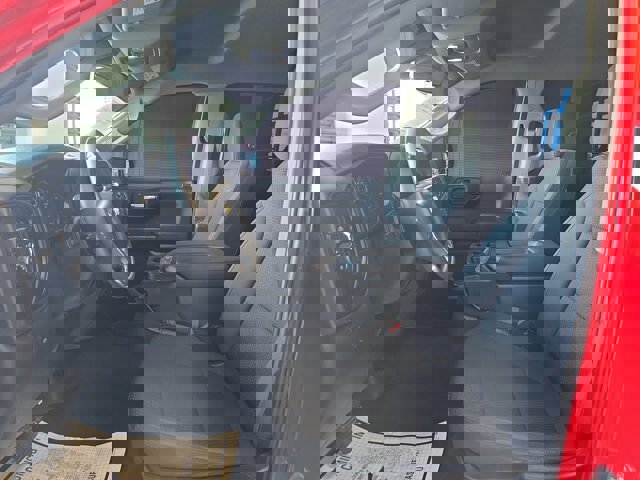 Used 2022 Chevrolet Silverado 1500 Custom w/ Safety Confidence Package image 9