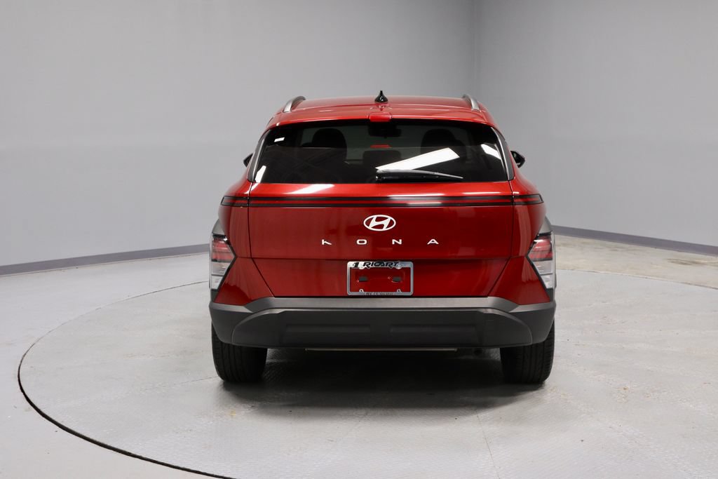 Used 2024 Hyundai Kona SEL FWD image 8