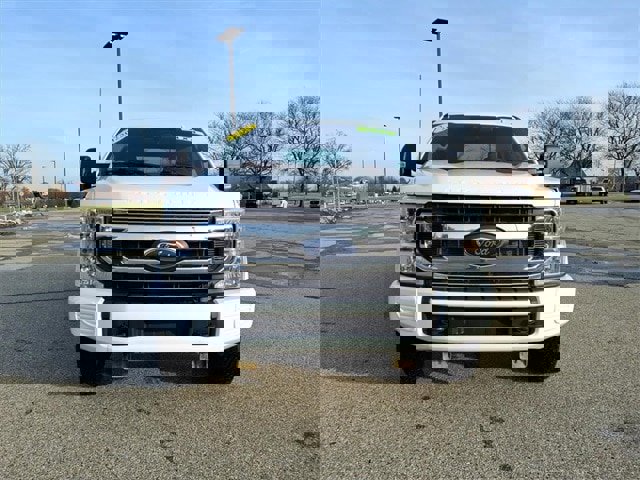Certified 2022 Ford F250 XLT image 2