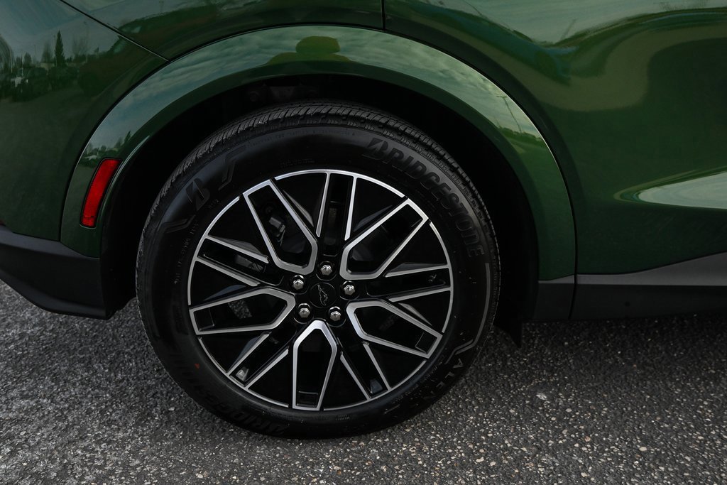 Certified 2025 Ford Mustang Mach-E Premium image 18