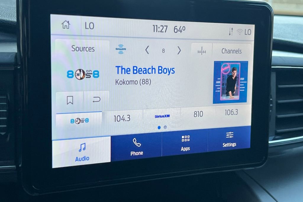 Certified 2022 Ford Explorer XLT w/ Equipment Group 202A image 19