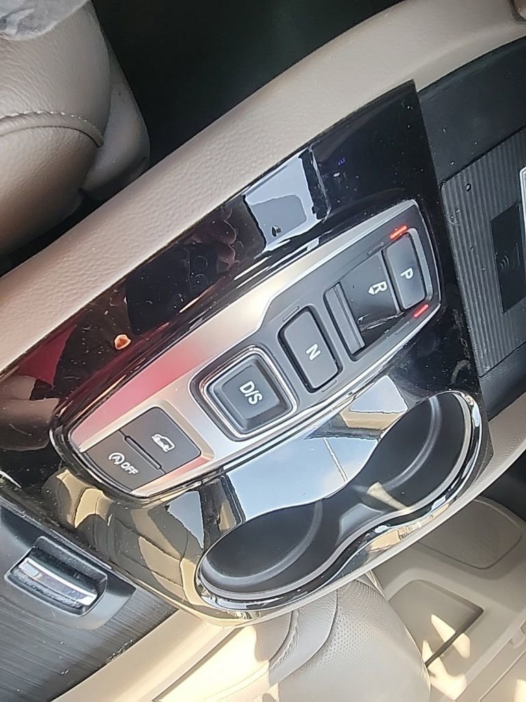 Used 2020 Honda Pilot Elite image 19