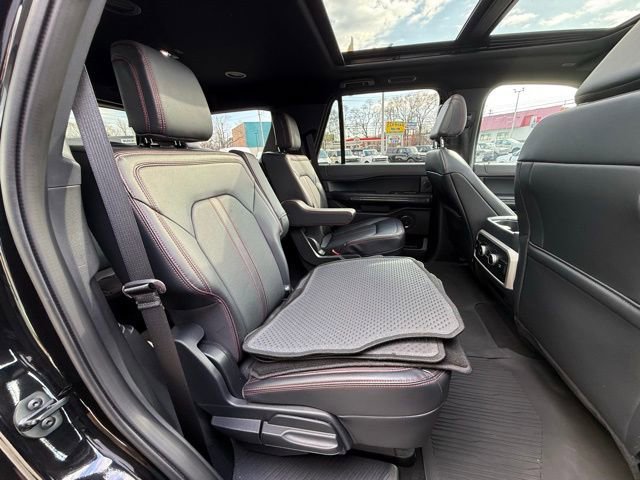 Certified 2023 Ford Expedition Limited image 17