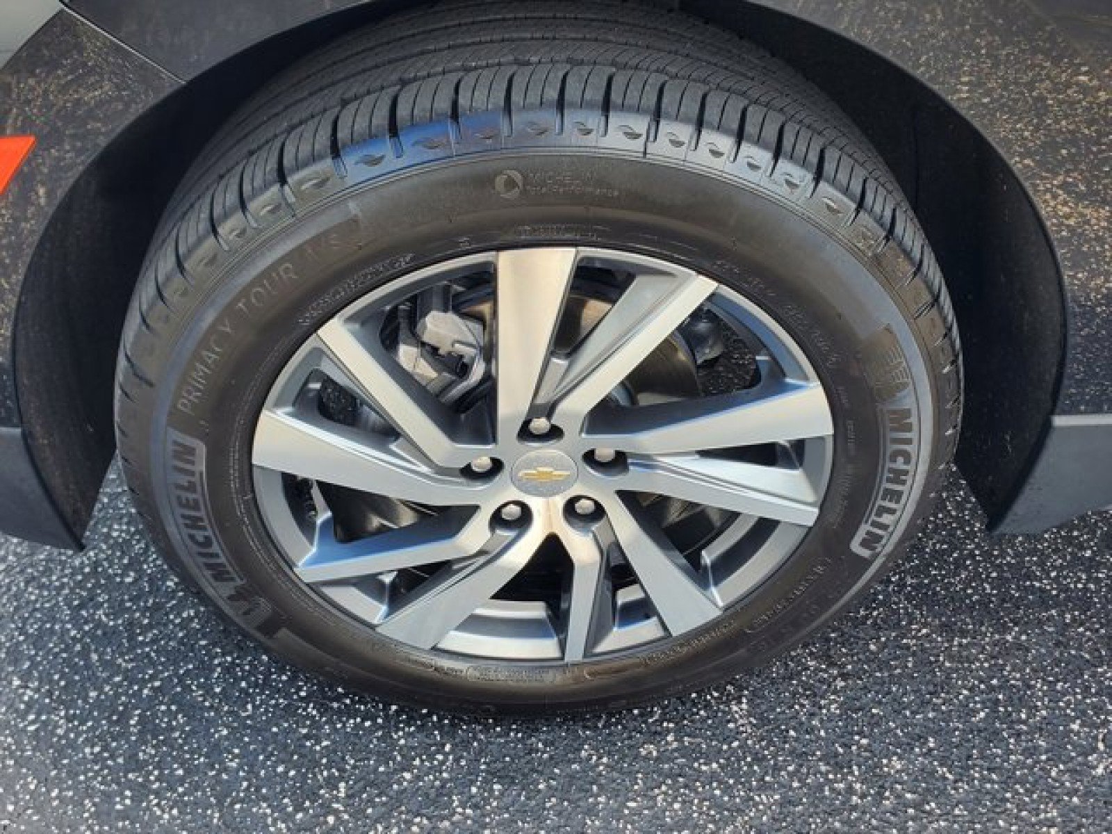 Used 2024 Chevrolet Equinox Premier image 7