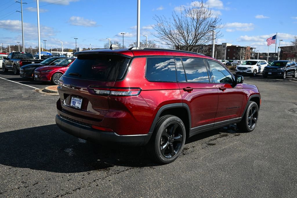 Used 2023 Jeep Grand Cherokee L Laredo AWD/4WD image 7