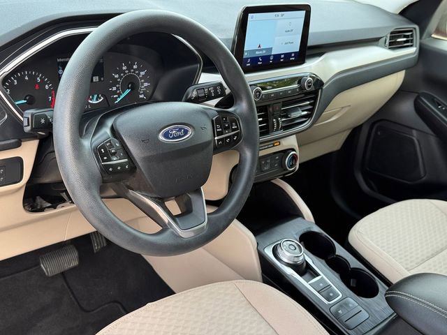 Certified 2022 Ford Escape SE FWD image 17