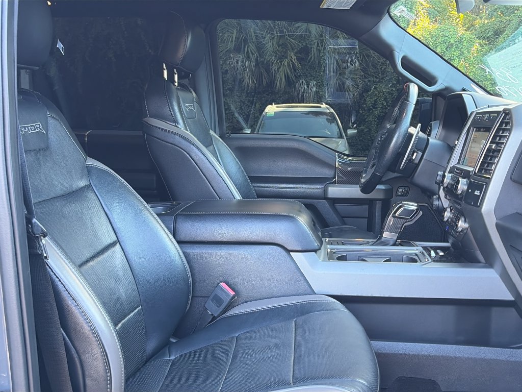 Certified 2018 Ford F150 Raptor w/ Equipment Group 802A Luxury AWD/4WD image 30